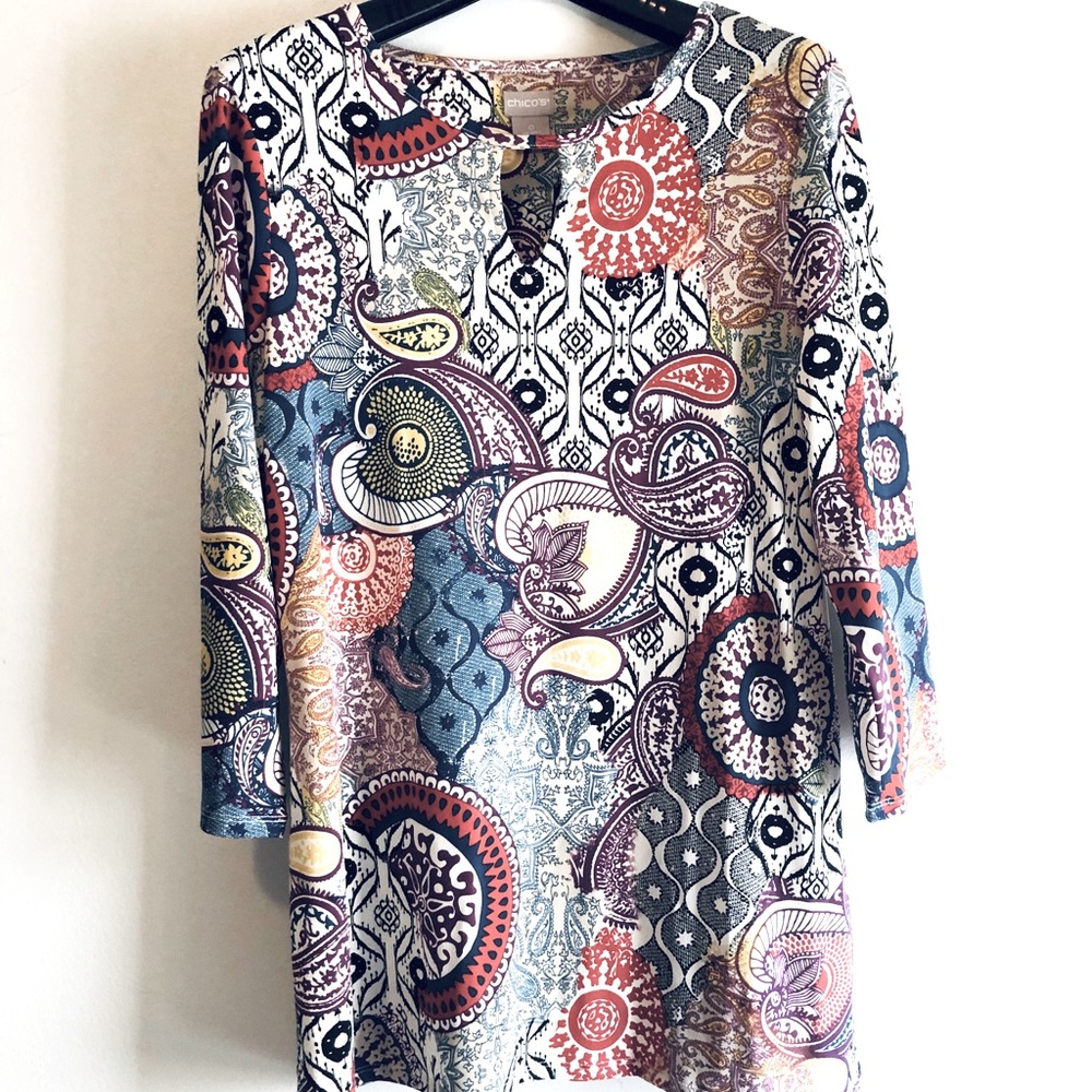 ❤️ Chico’s Key Hole Neckline Pullover